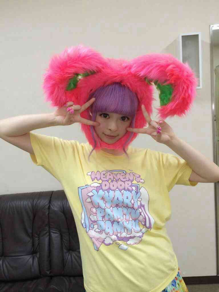きゃりーぱみゅぱみゅ、デビュー3周年に感謝 「ぺーぺーですが頑張ります!」