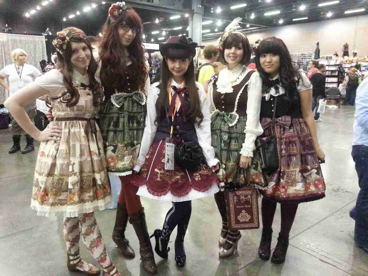 「日本でアイドルが夢」AKB48渡辺麻友に憧れるドイツのコスプレ美女