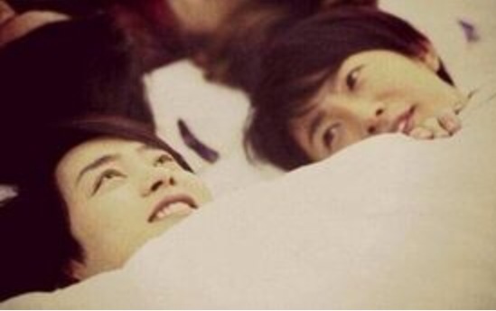 ブラジルのすき家で男性同姓愛者がキス→店員が殴る→複数男性カップルが抗議で怒りの集団キス