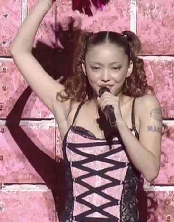 浜崎あゆみ、
