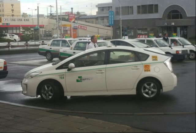 バカリズム脚本ドラマで竹野内豊が過去へ誘うタクシー運転手に