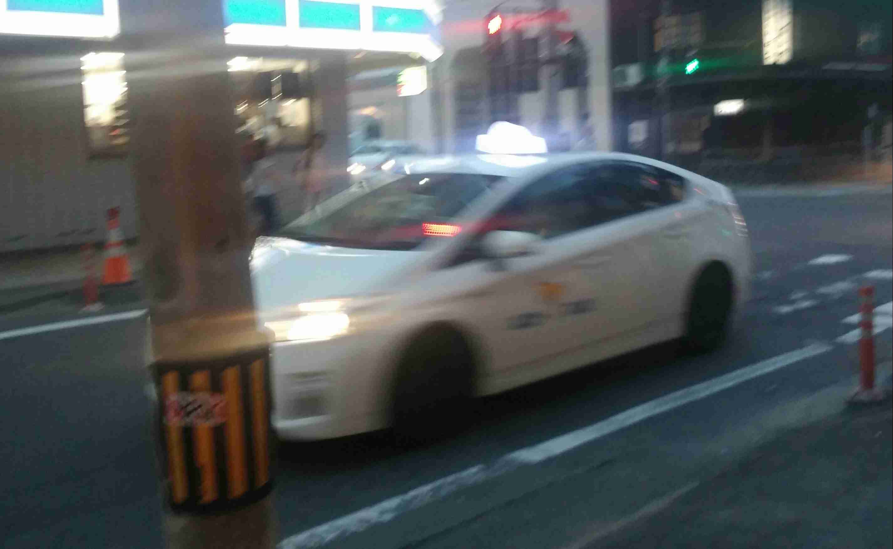 バカリズム脚本ドラマで竹野内豊が過去へ誘うタクシー運転手に