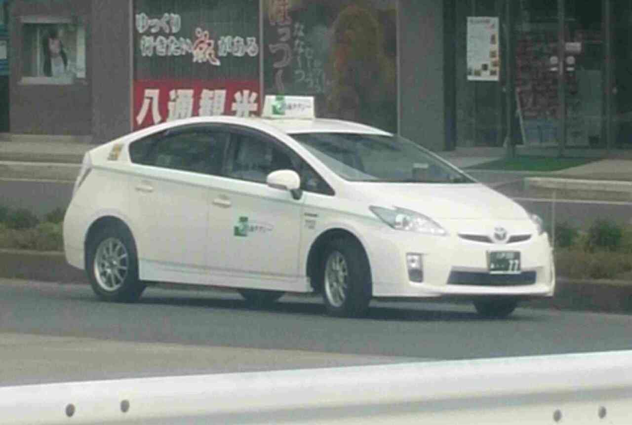 バカリズム脚本ドラマで竹野内豊が過去へ誘うタクシー運転手に