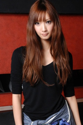 菜々緒(25)がショックな出来事を告白 「白髪が生えてきちゃって」