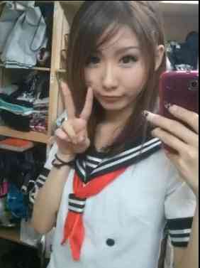 ファミマ店員が暴れた客に土下座をさせられる…ネットに画像・動画流出で大炎上