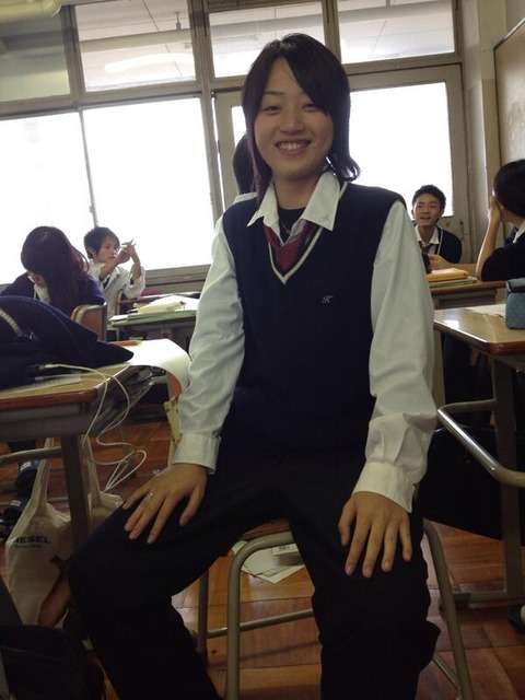 ファミマ店員が暴れた客に土下座をさせられる…ネットに画像・動画流出で大炎上