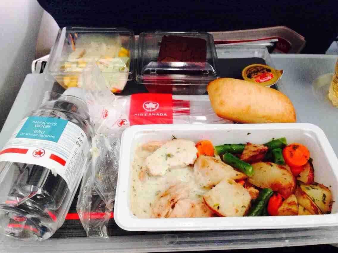 世界の機内食:D