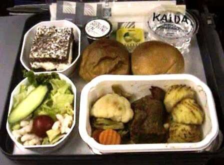 世界の機内食:D