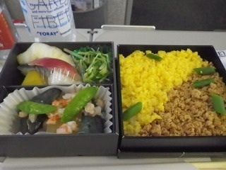 世界の機内食:D