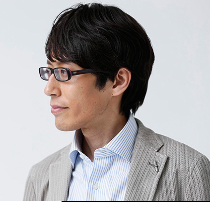 竹田恒泰氏が“ぷんぷん”。写真週刊誌が勝手に眼鏡を外した顔を公開し怒る。