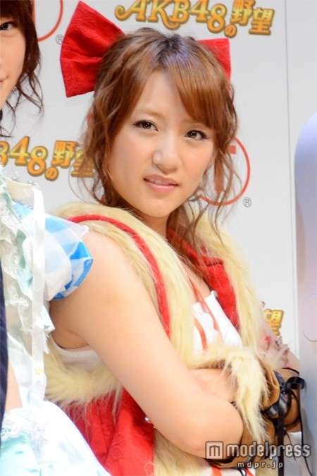浜崎あゆみ、新曲16位登場に転落！FC会費も値下げ3,000円台で「落ち目すぎ」