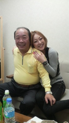 妊娠5カ月の小原正子&マック鈴木氏 神戸でバースデー挙式