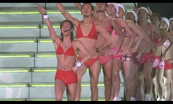 笑える？芸能人の衣装が見たい