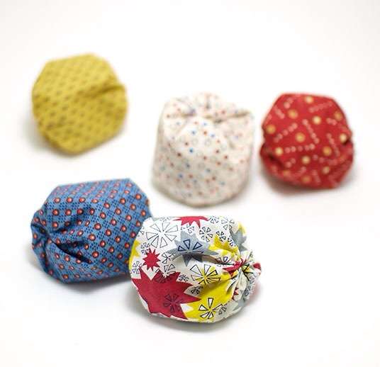 乳幼児のお金のかからないアイディアおもちゃ