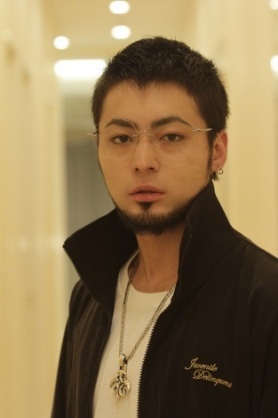 “シャキーン！のCM”山田孝之の評価が急上昇中なワケ