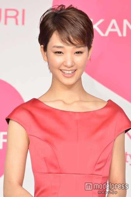 正統派の美人女優。