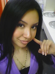 May J.に整形疑惑が浮上、数年前まで青山テルマ似だった?