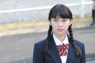 高校生役の芸能人をひたすら召集していくトピ