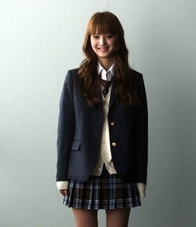 高校生役の芸能人をひたすら召集していくトピ