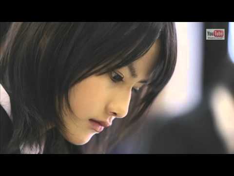 橋本愛、美人姉との半目ツーショットに反響