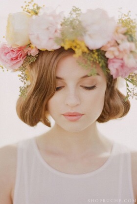 素敵な花嫁ヘアスタイルを貼っていきましょう