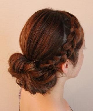 素敵な花嫁ヘアスタイルを貼っていきましょう