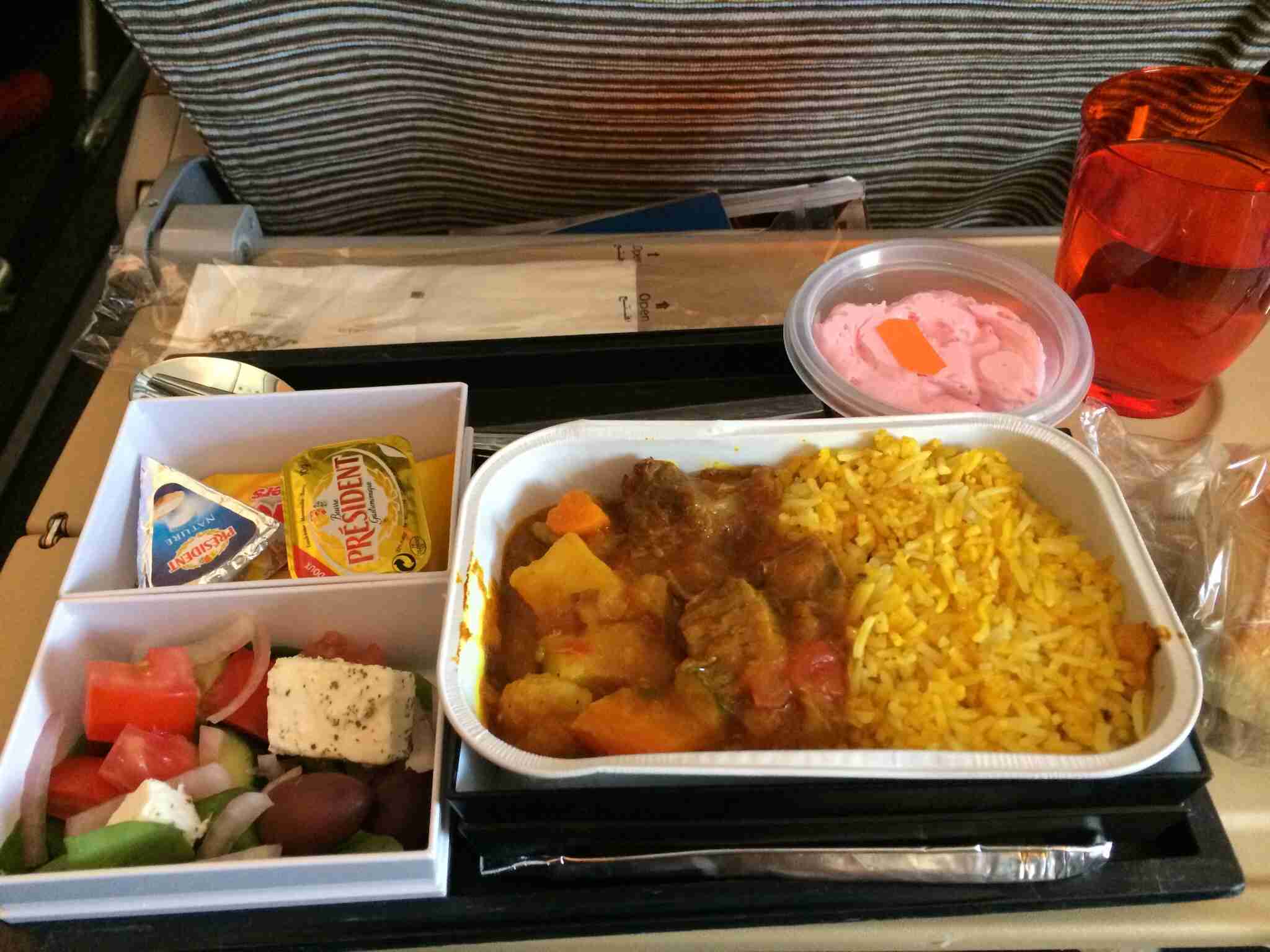 世界の機内食:D