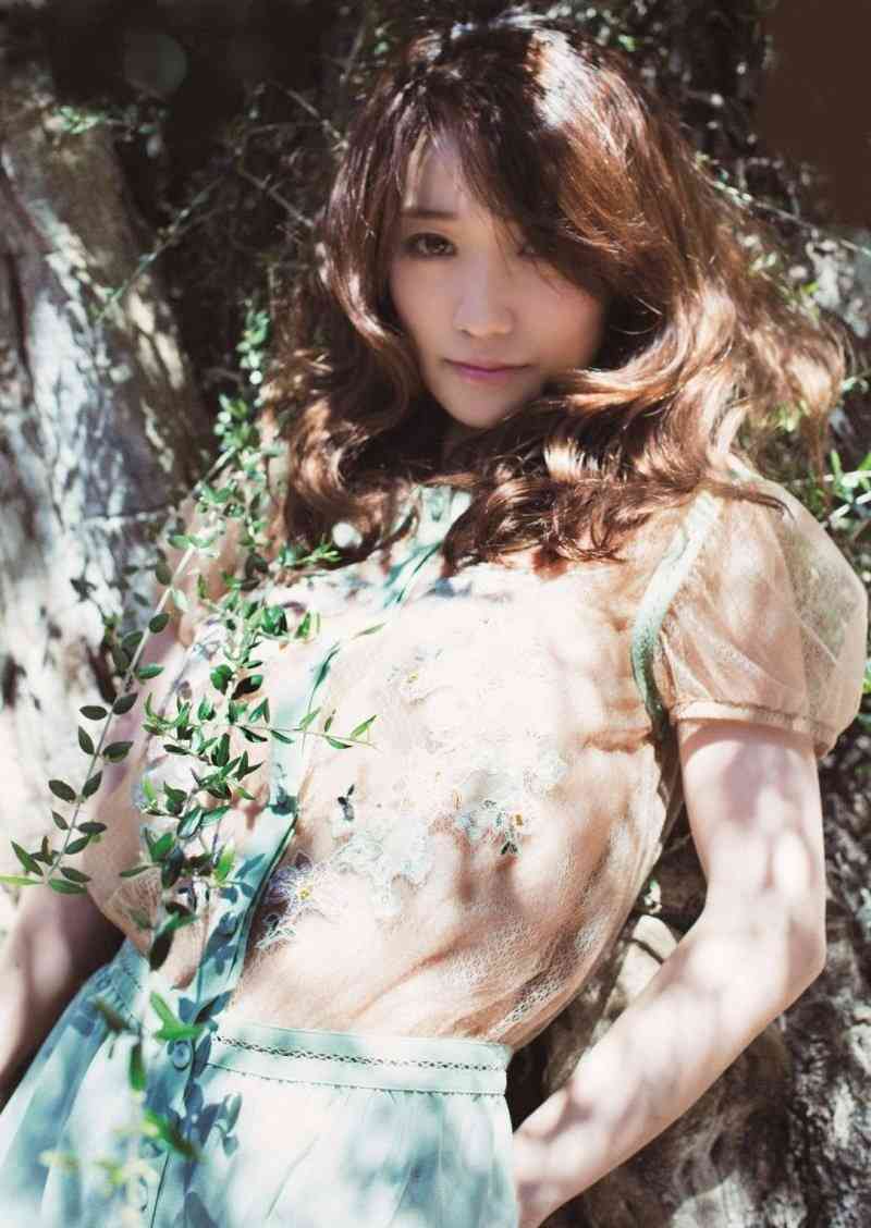 大島優子、服を着ていても巨乳だと話題に