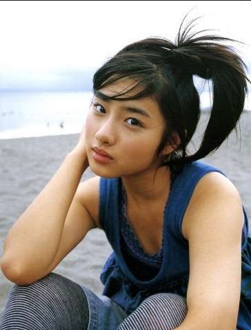 石原さとみ　左手薬指の指輪を釈明