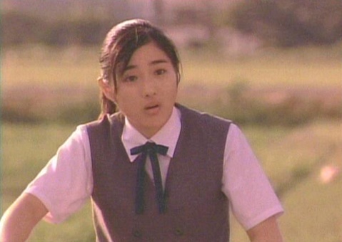 石原さとみ　左手薬指の指輪を釈明