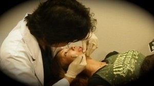 ざわちん、ネットの誹謗中傷に苦悩「マスク外すのが怖い」