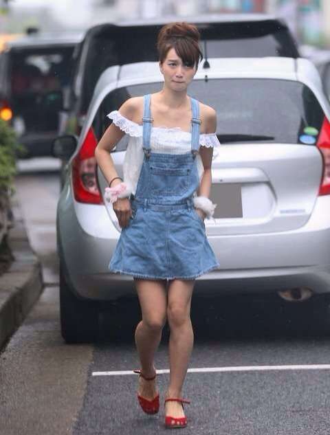 芹那、関ジャニ∞大倉忠義との「お揃い」アピールでファン挑発?