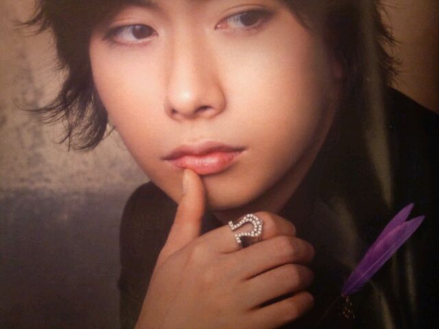 芹那、関ジャニ∞大倉忠義との「お揃い」アピールでファン挑発?