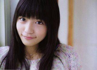 黒髪が似合う芸能人の画像を集めるトピ