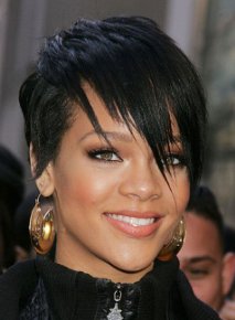 黒髪が似合う芸能人の画像を集めるトピ