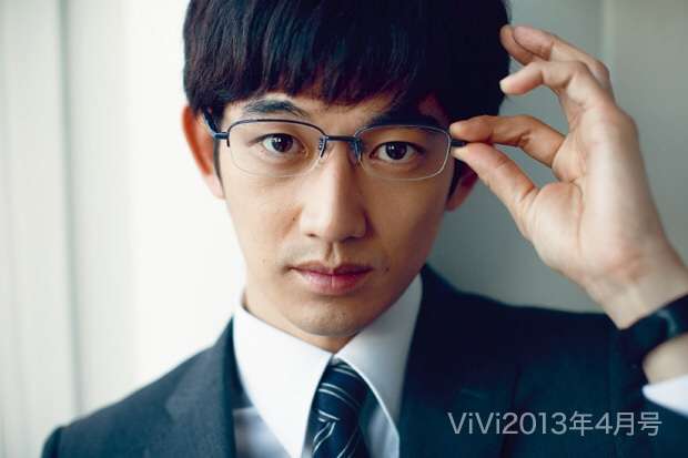 黒髪が似合う芸能人の画像を集めるトピ