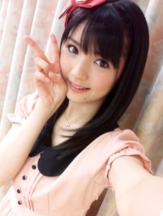 黒髪が似合う芸能人の画像を集めるトピ