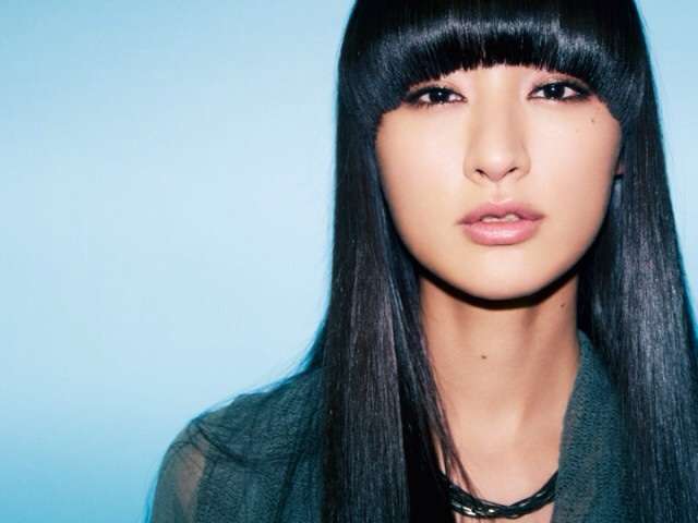 黒髪が似合う芸能人の画像を集めるトピ