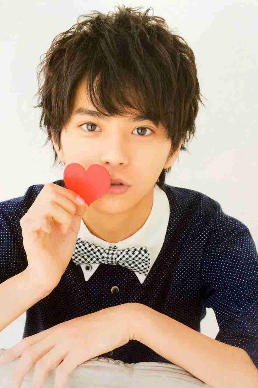 黒髪が似合う芸能人の画像を集めるトピ