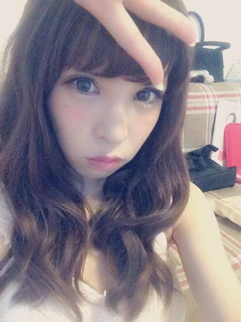 坂口杏里、義父・尾崎健夫との過去の確執を告白「一生恨もうって思い。私が死ぬか、パピーを殺すか」