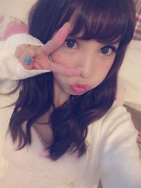 坂口杏里、義父・尾崎健夫との過去の確執を告白「一生恨もうって思い。私が死ぬか、パピーを殺すか」