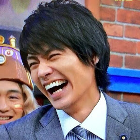 芸能人のチャームポイントを挙げるトピ