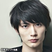 芸能人のチャームポイントを挙げるトピ
