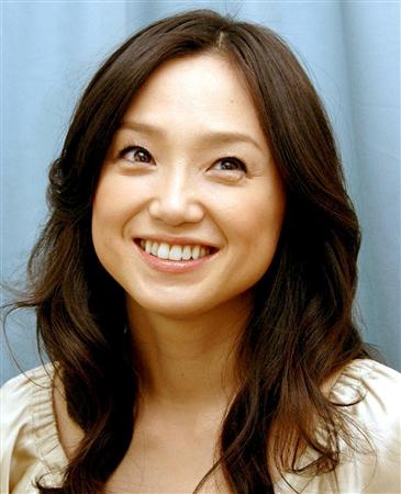 芸能人のチャームポイントを挙げるトピ