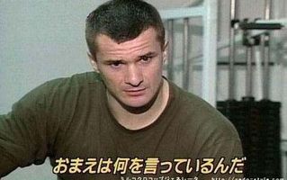 【とんだ災難】重体の女性にAEDを取り付けようと服を切る→痴漢扱いで事情聴取
