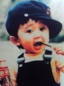 芸能人の幼少期を載せていくトピック