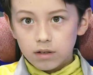 芸能人の幼少期を載せていくトピック