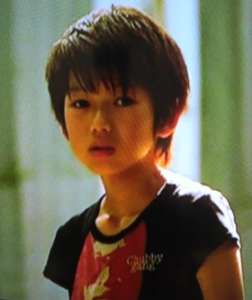 芸能人の幼少期を載せていくトピック
