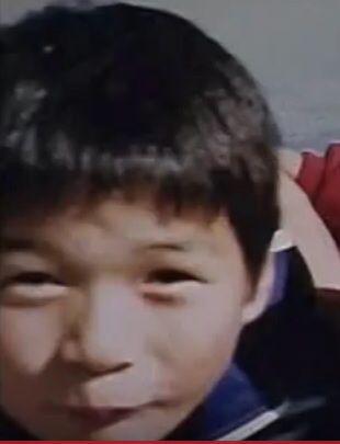 芸能人の幼少期を載せていくトピック