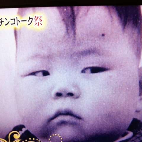 芸能人の幼少期を載せていくトピック